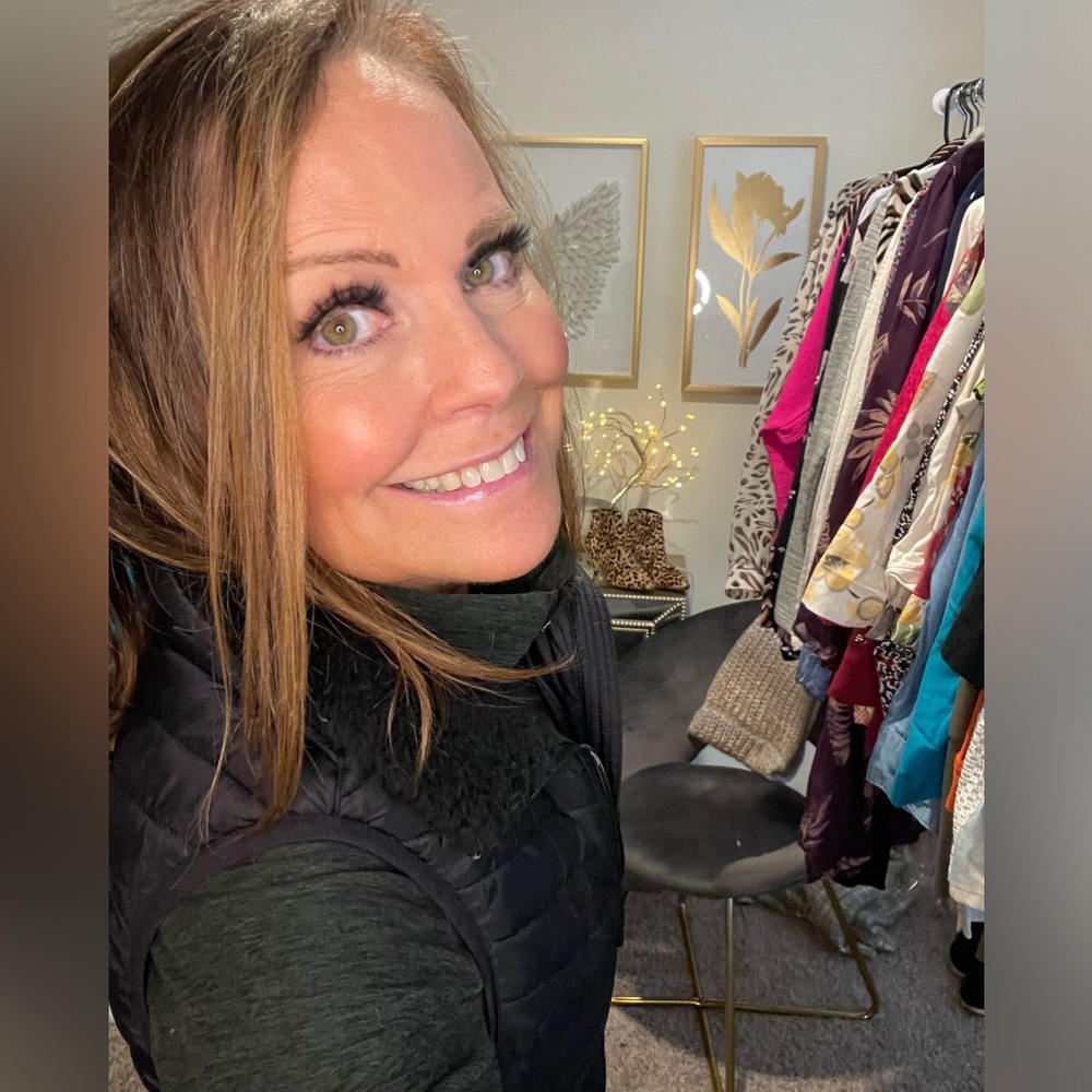 Meet your Posher, CaroleAnne